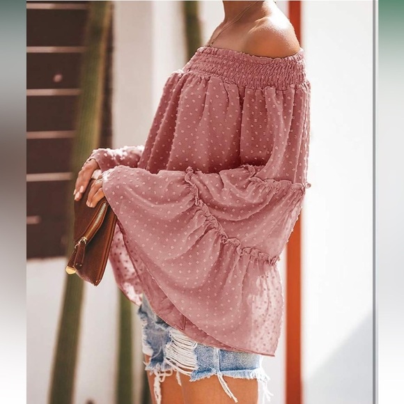 Off the shoulder bell sleeve blouse - Picture 3 of 3